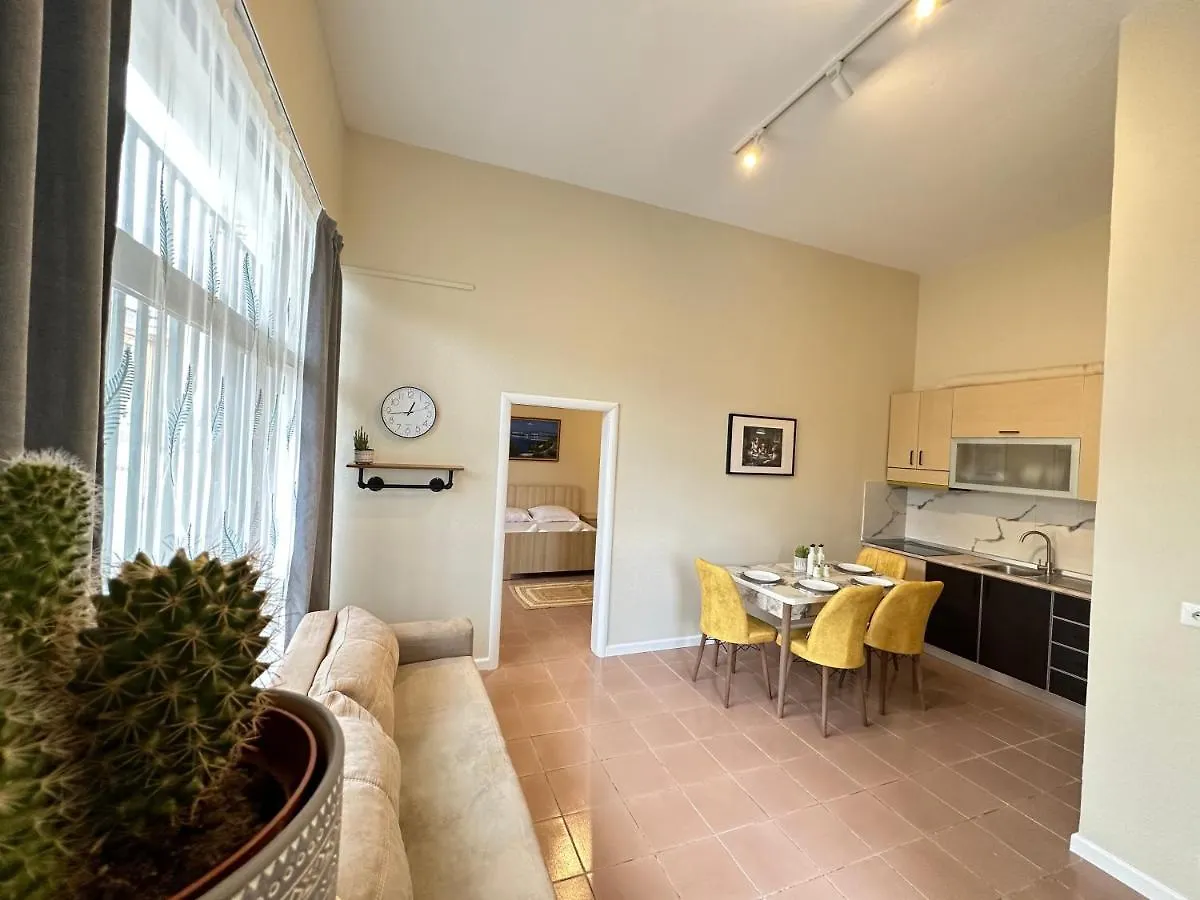 Rias Seaside Apartments Vlore