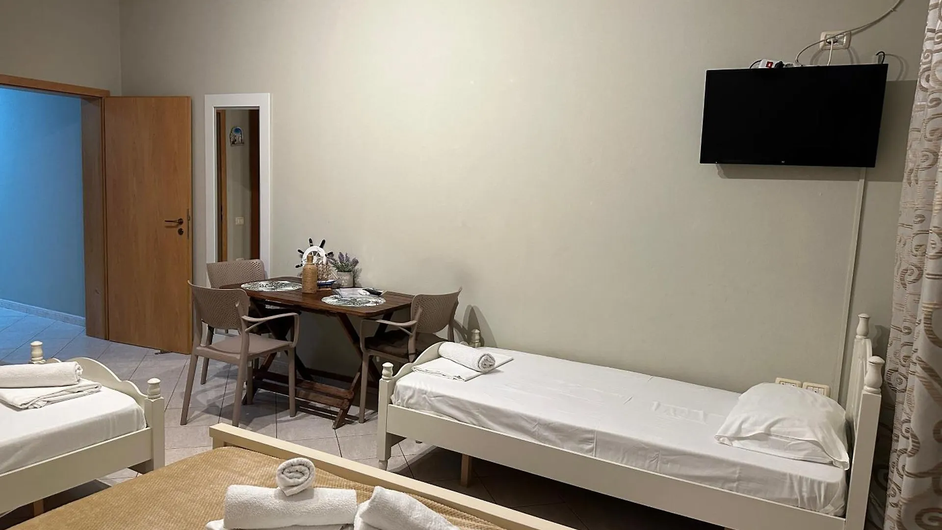 Rias Seaside Apartments Vlore Albania
