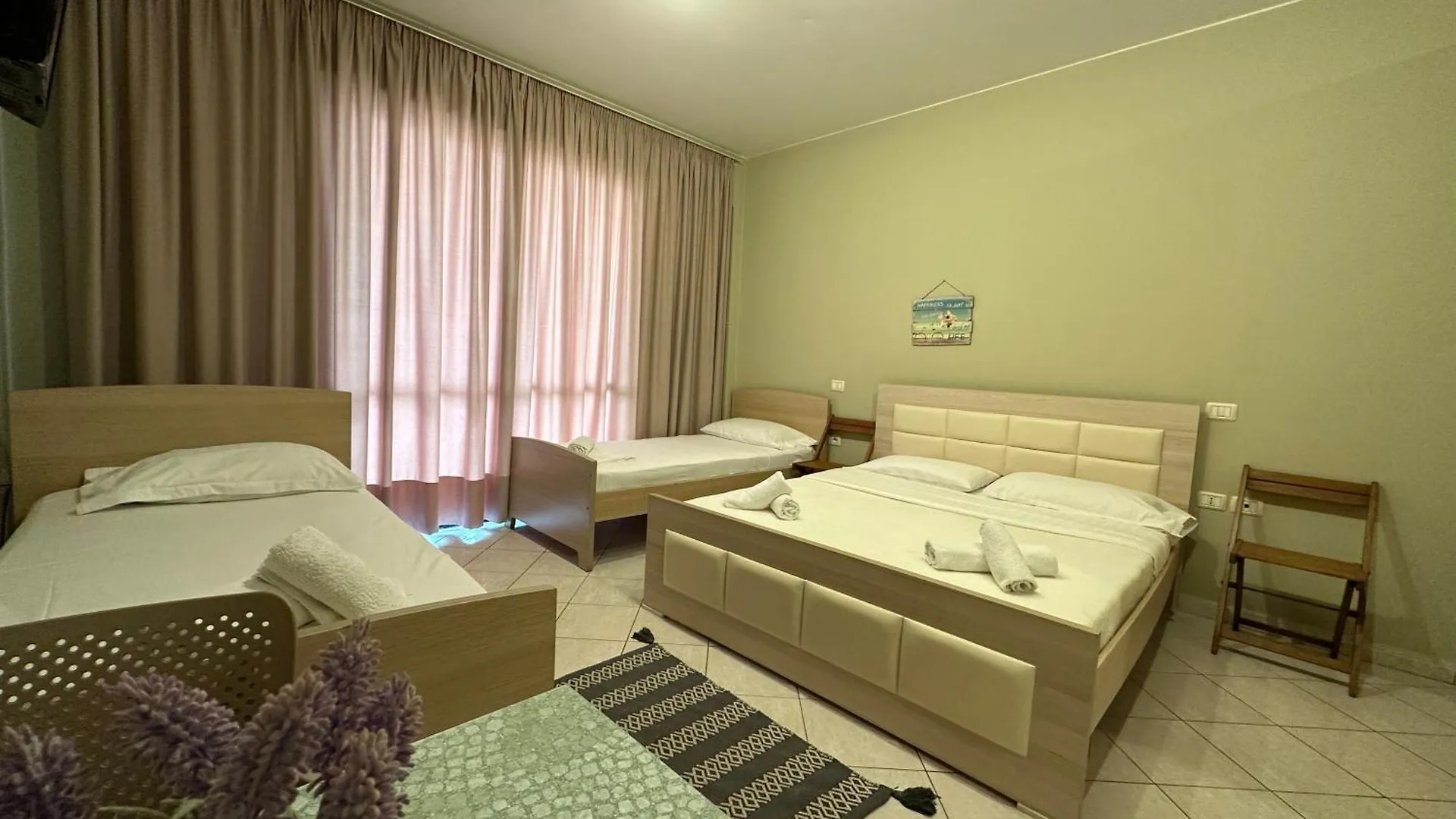 Rias Seaside Apartments Vlore 0*,  Albania